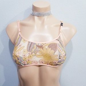 Victoria's Secret Intimates & Sleepwear - New Victoria's Secret bralette bra XS Victoria's Secret Intimates & Sleepwear - New Victoria's Secret bralette bra XS